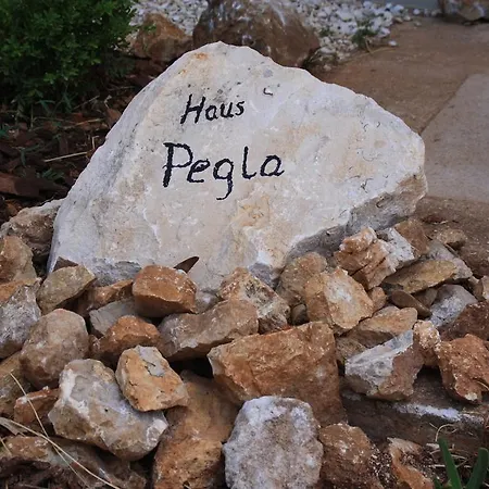 Pegla Διαμέρισμα Nerezine