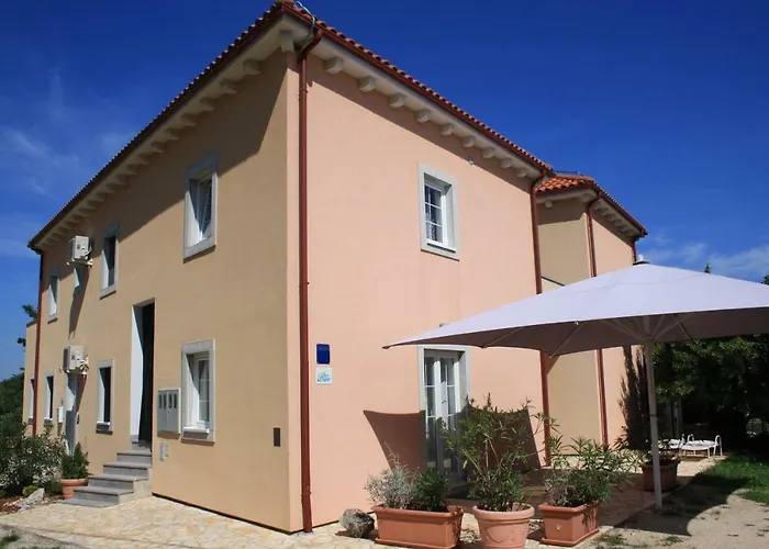 Pegla Apartmán Nerezine