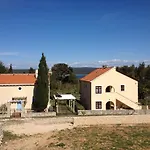 Pegla Nerezine