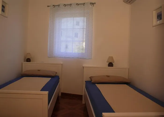 Pegla Apartamento Nerezine