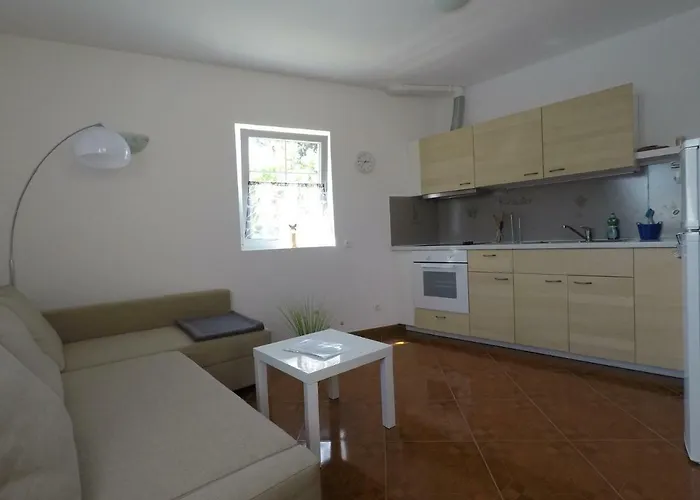 Pegla Apartamento Nerezine